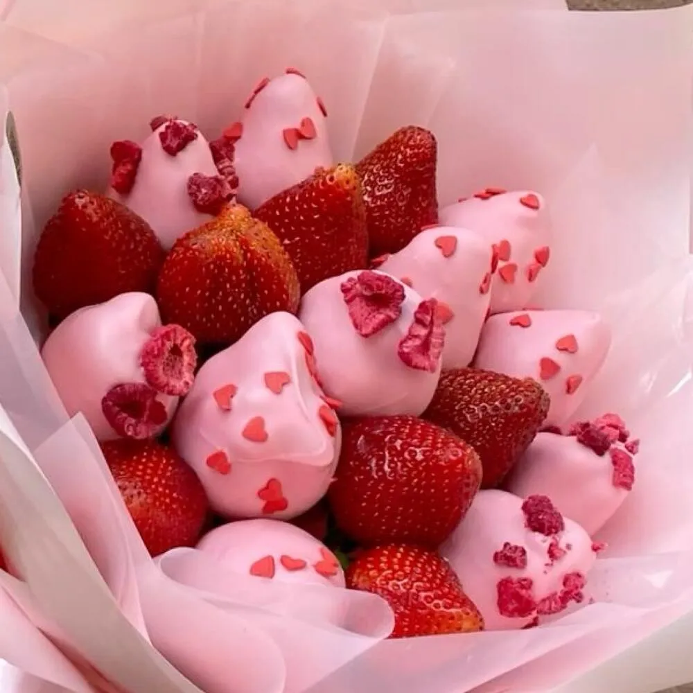 Букет из клубники в бельгийском шоколаде «Клубничный йогурт» - фото 2